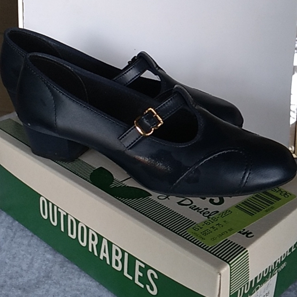 Vintage Outdoorables grandma 👵granny chic cottage core blue heels 7.5